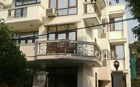 Pamposh Guest House, Gurgaon
